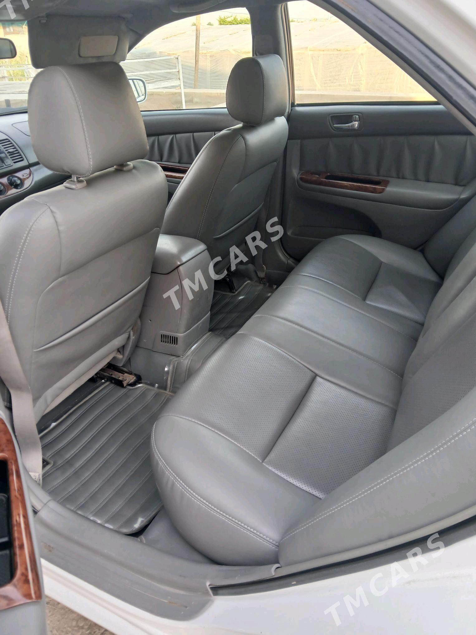 Toyota Camry 2003 - 145 000 TMT - Векильбазар - img 2