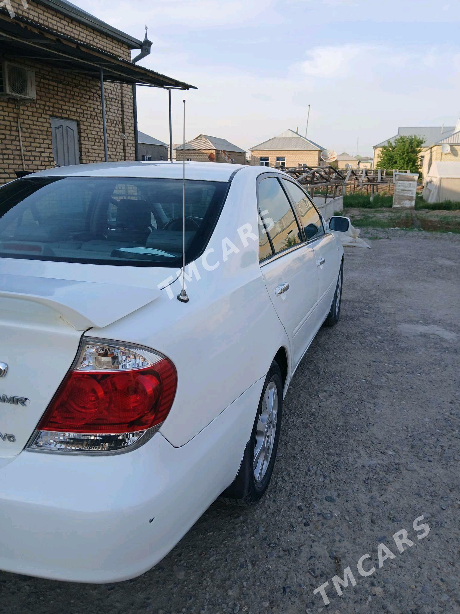 Toyota Camry 2003 - 145 000 TMT - Векильбазар - img 3