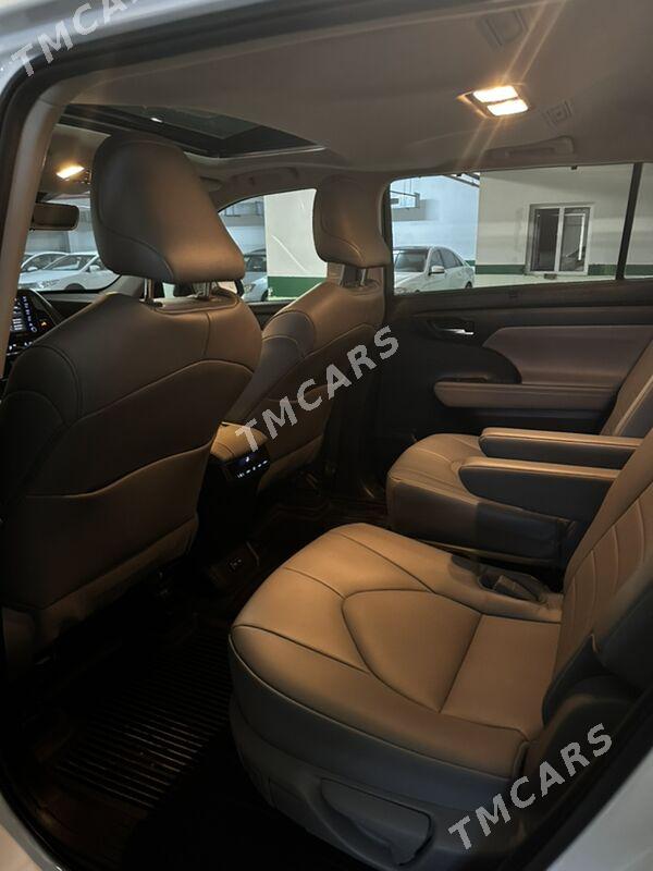 Toyota Highlander 2022 - 776 000 TMT - Moskowskiý köç. (10 ýyl abadançylyk şaýoly) - img 2