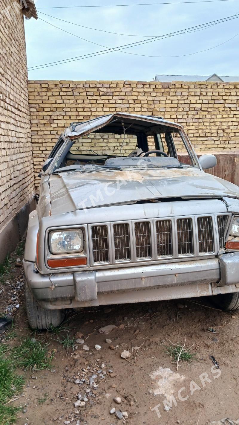 Jeep Grand Cherokee 2000 - 22 000 TMT - Теджен - img 2