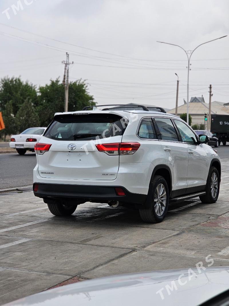 Toyota Highlander 2019 - 460 000 TMT - Мары - img 4