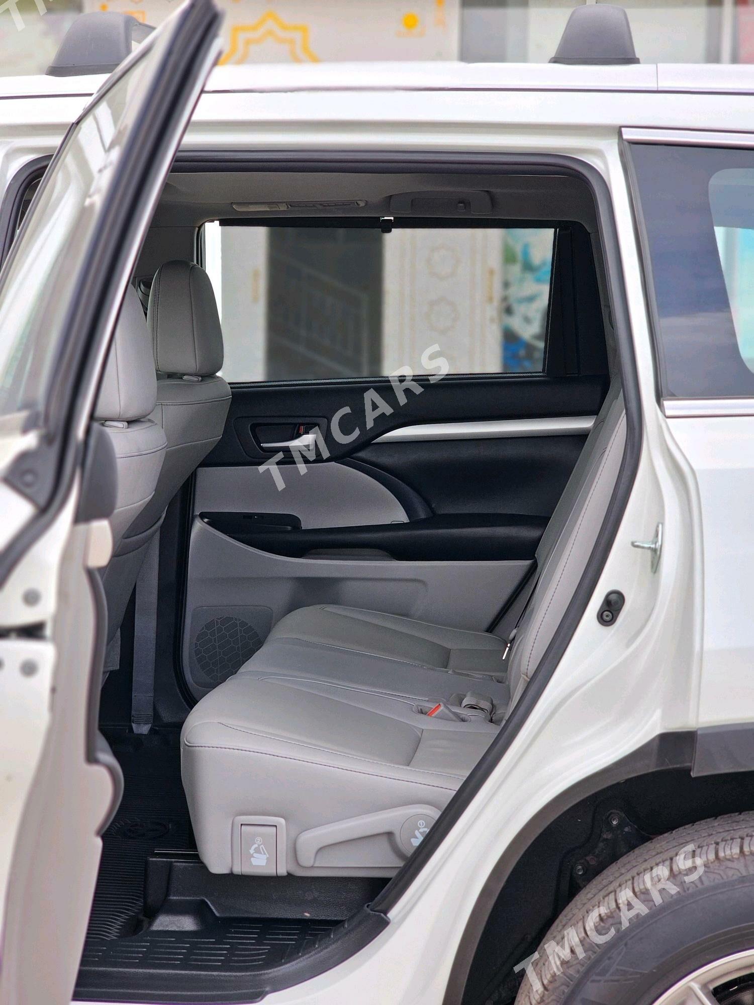 Toyota Highlander 2019 - 460 000 TMT - Мары - img 8