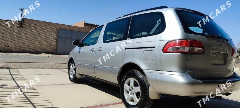Toyota Sienna 2002 - 165 000 TMT - Sarahs - img 4