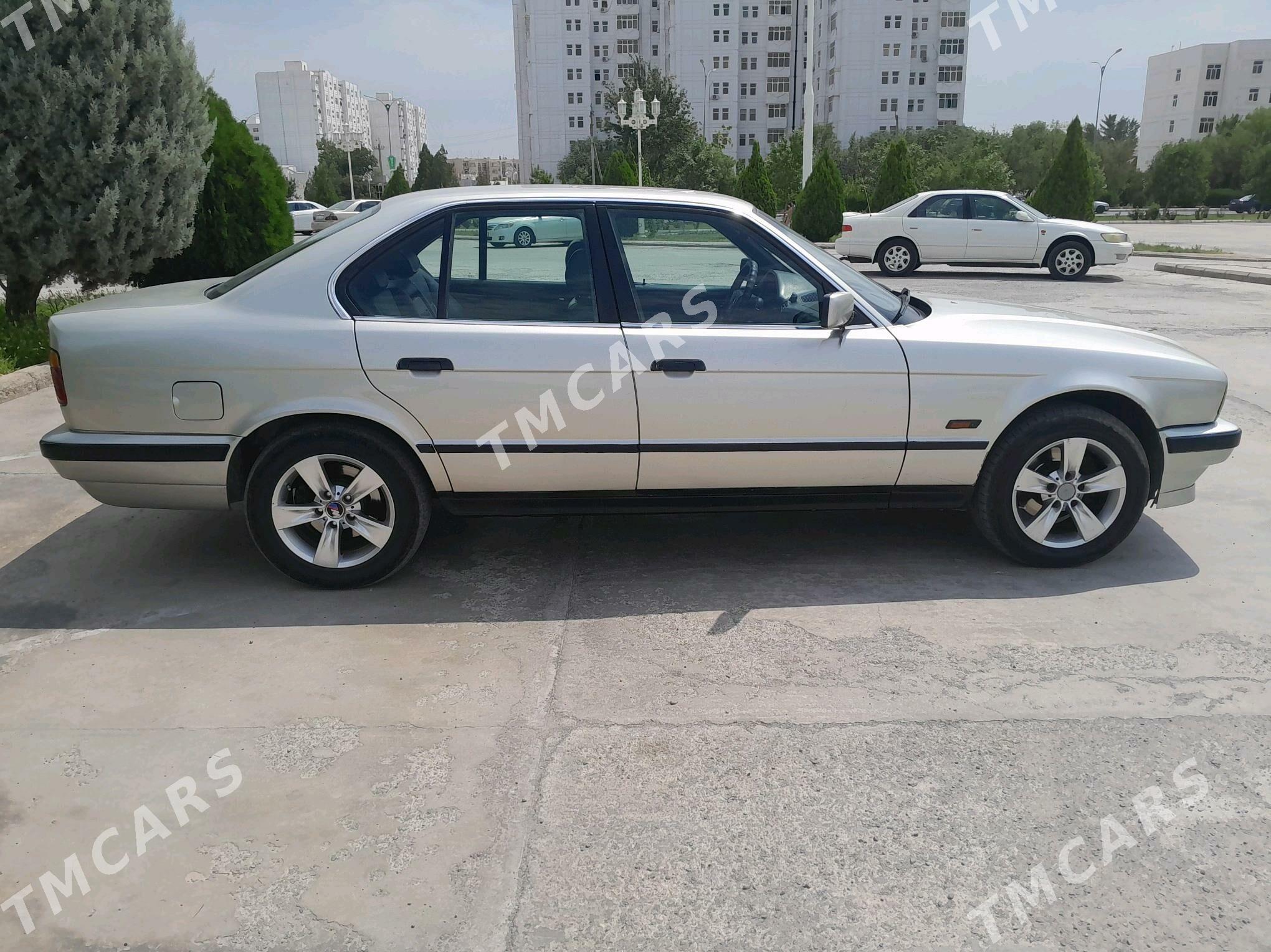 BMW 520 1995 - 60 000 TMT - Köneürgenç - img 3