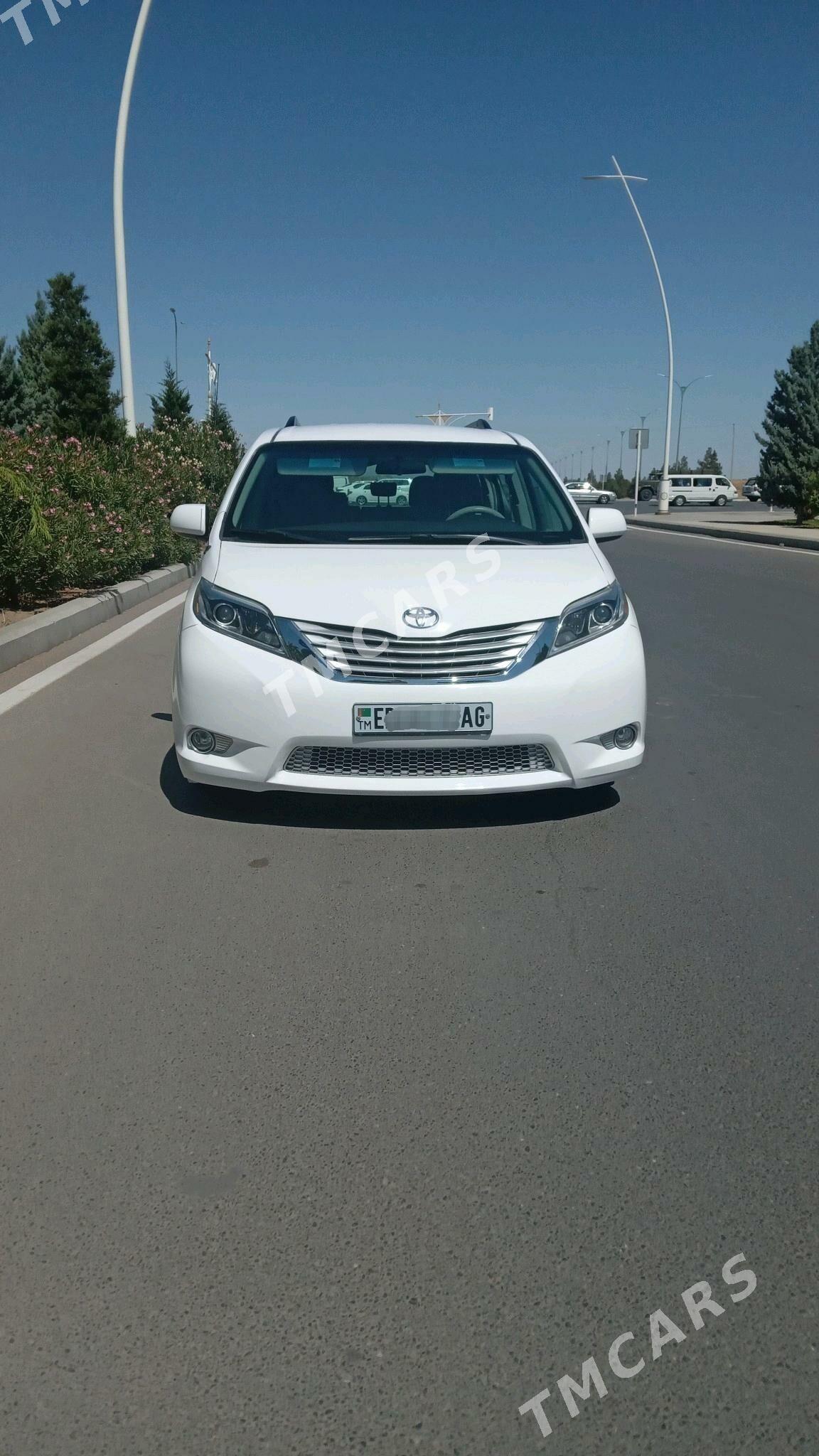 Toyota Sienna 2010 - 277 000 TMT - Aşgabat - img 2