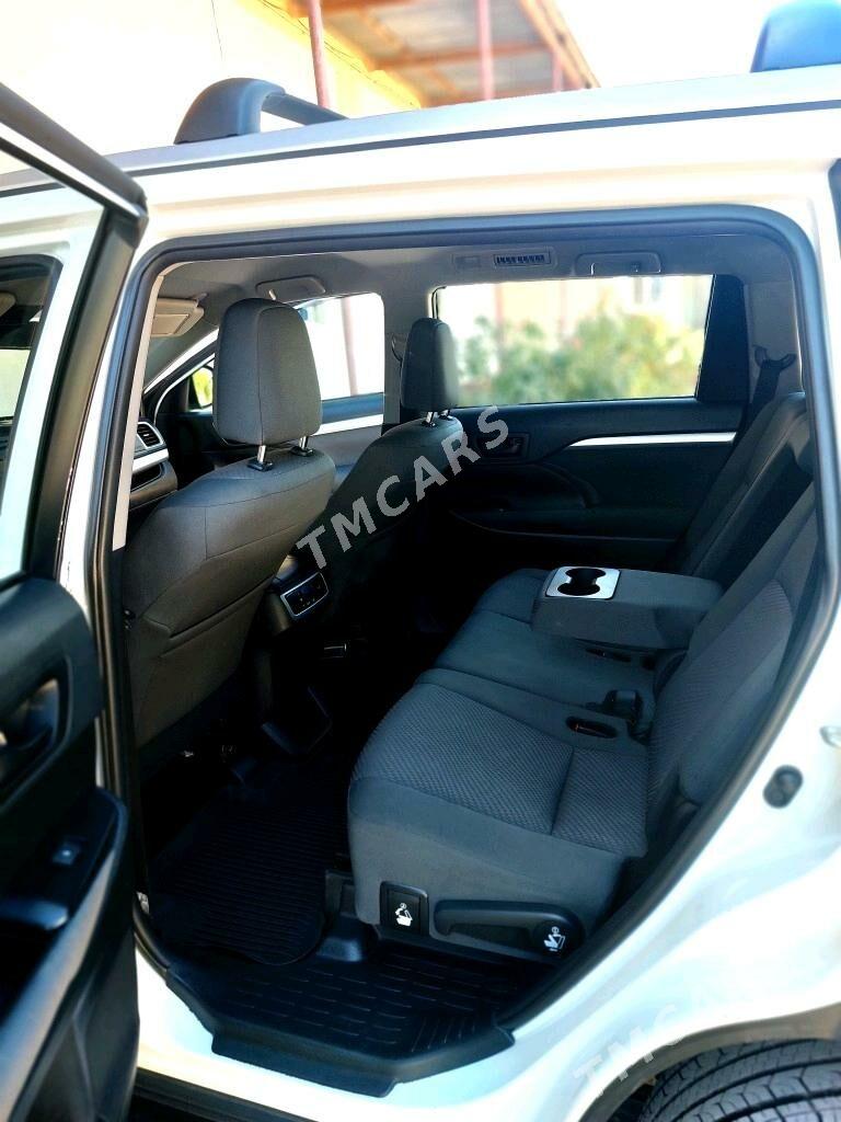 Toyota Highlander 2019 - 430 000 TMT - Дашогуз - img 8