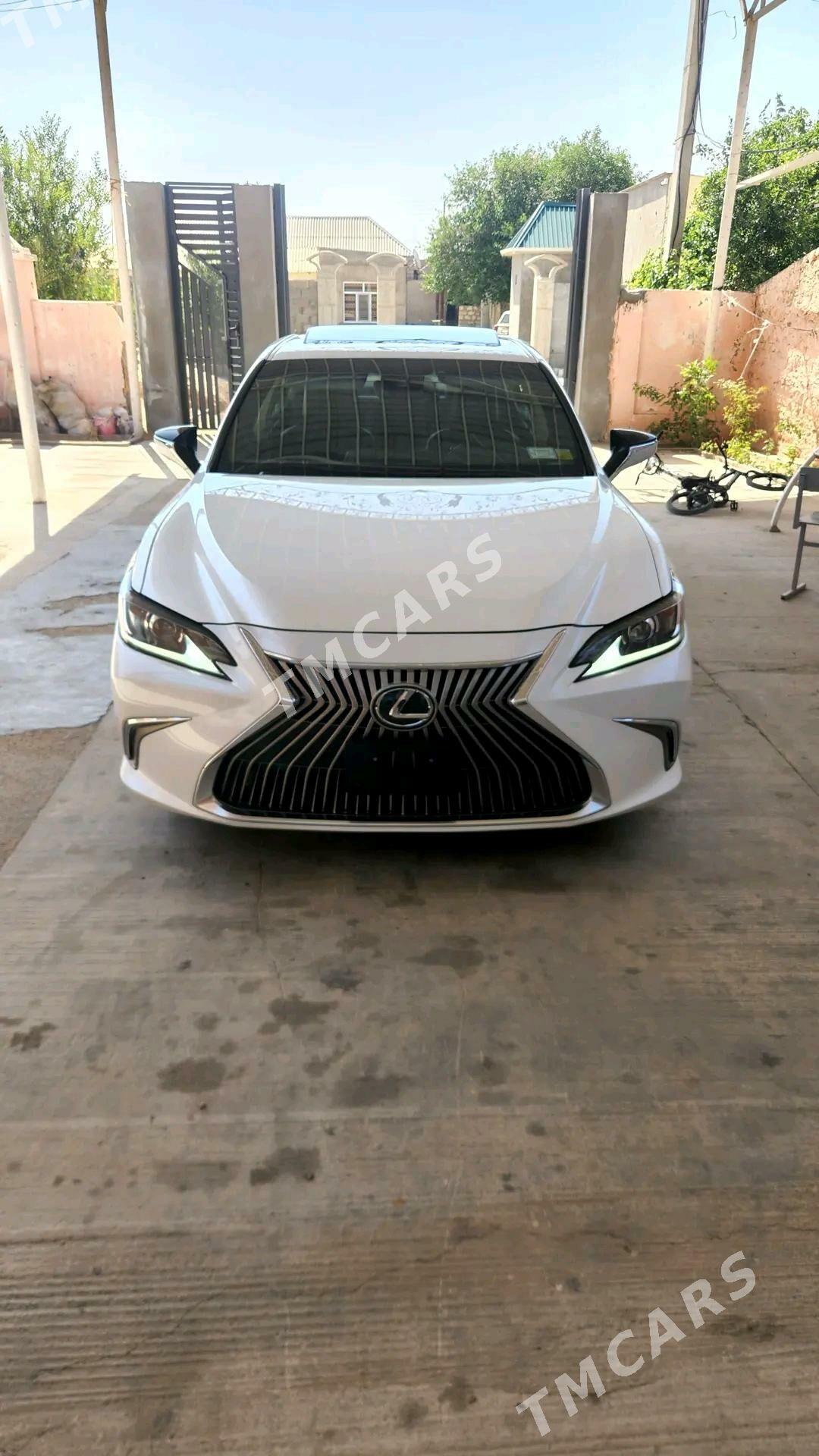 Lexus ES 350 2019 - 530 000 TMT - Балканабат - img 4