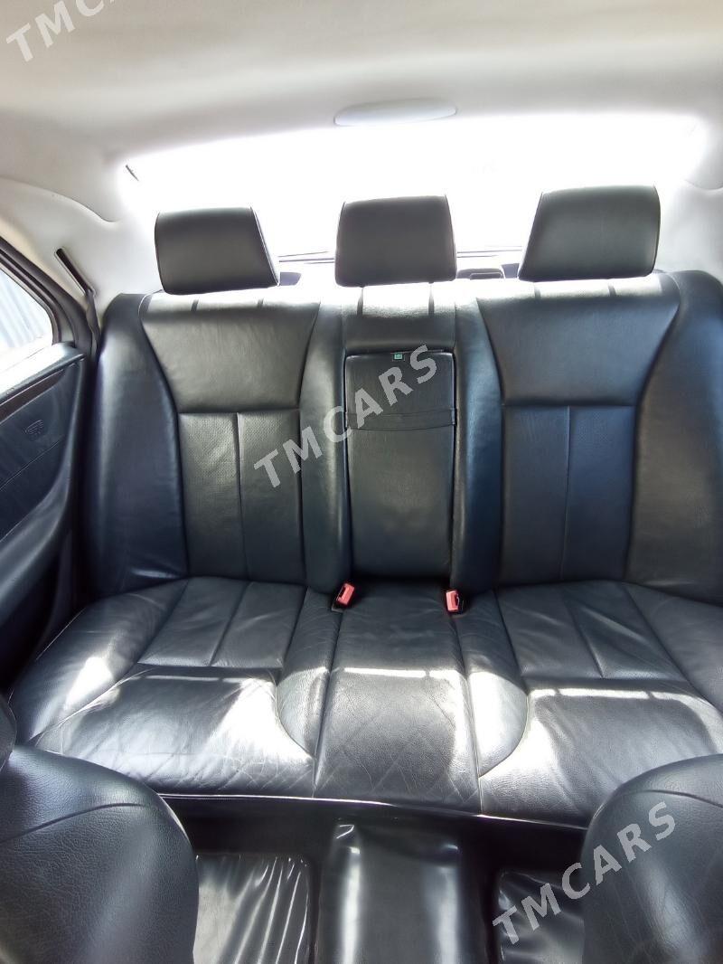Mercedes-Benz E320 1999 - 120 000 TMT - Türkmenbaşy - img 4