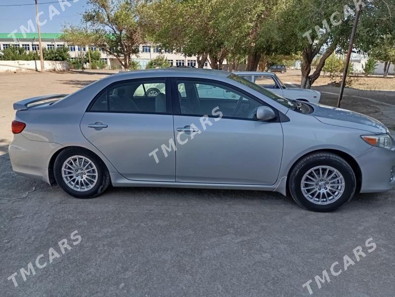 Toyota Corolla 2012 - 150 000 TMT - Дашогуз - img 5