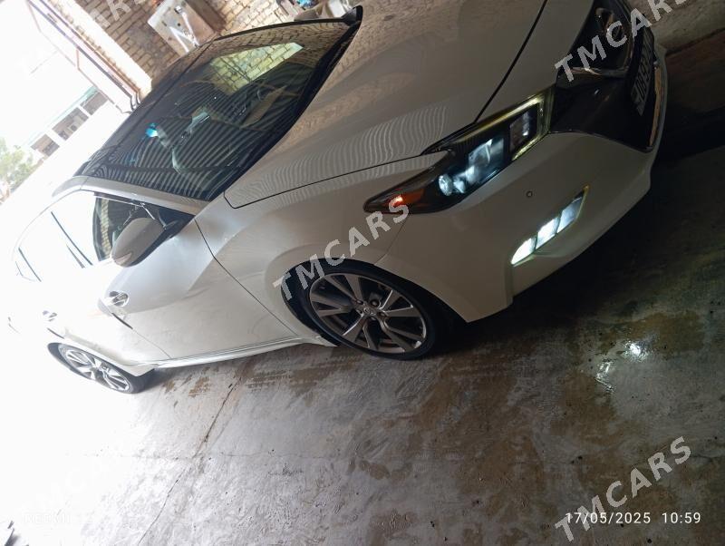 Nissan Maxima 2019 - 260 000 TMT - Дарганата - img 8
