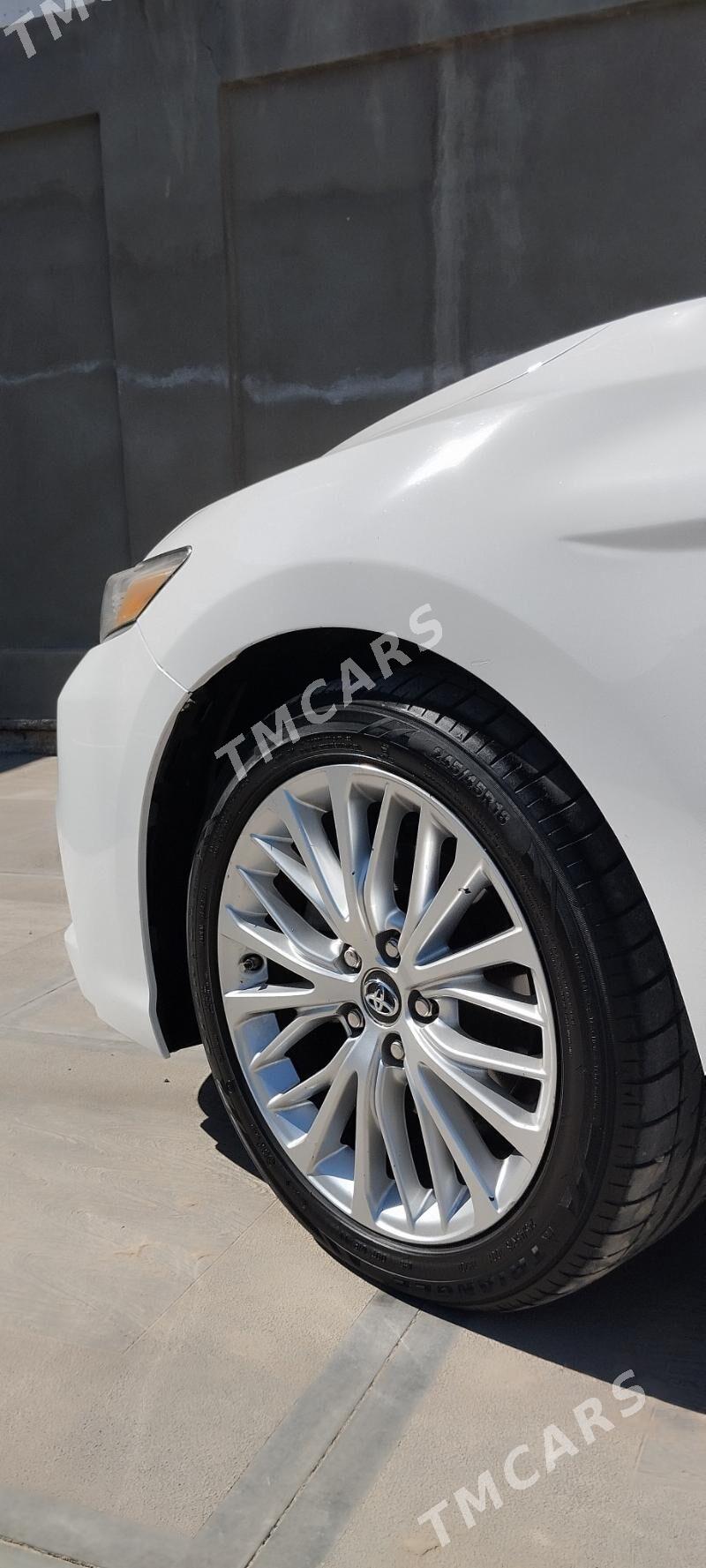 Toyota Camry 2018 - 280 000 TMT - Мары - img 2