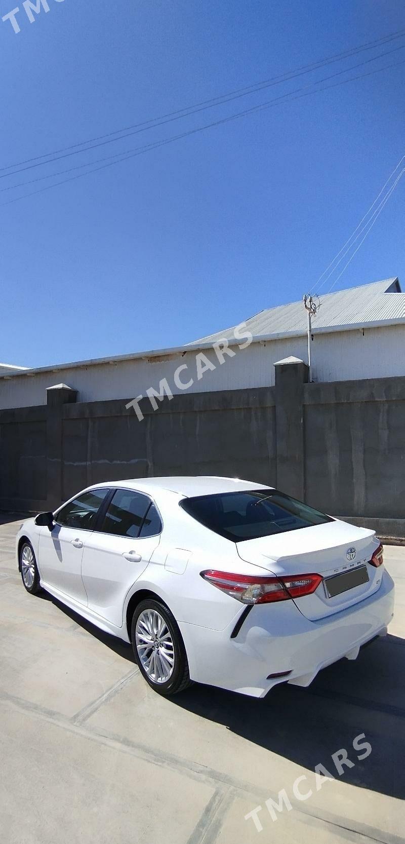 Toyota Camry 2018 - 280 000 TMT - Мары - img 10