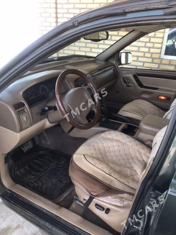 Jeep Grand Cherokee 2000 - 120 000 TMT - Boldumsaz - img 5