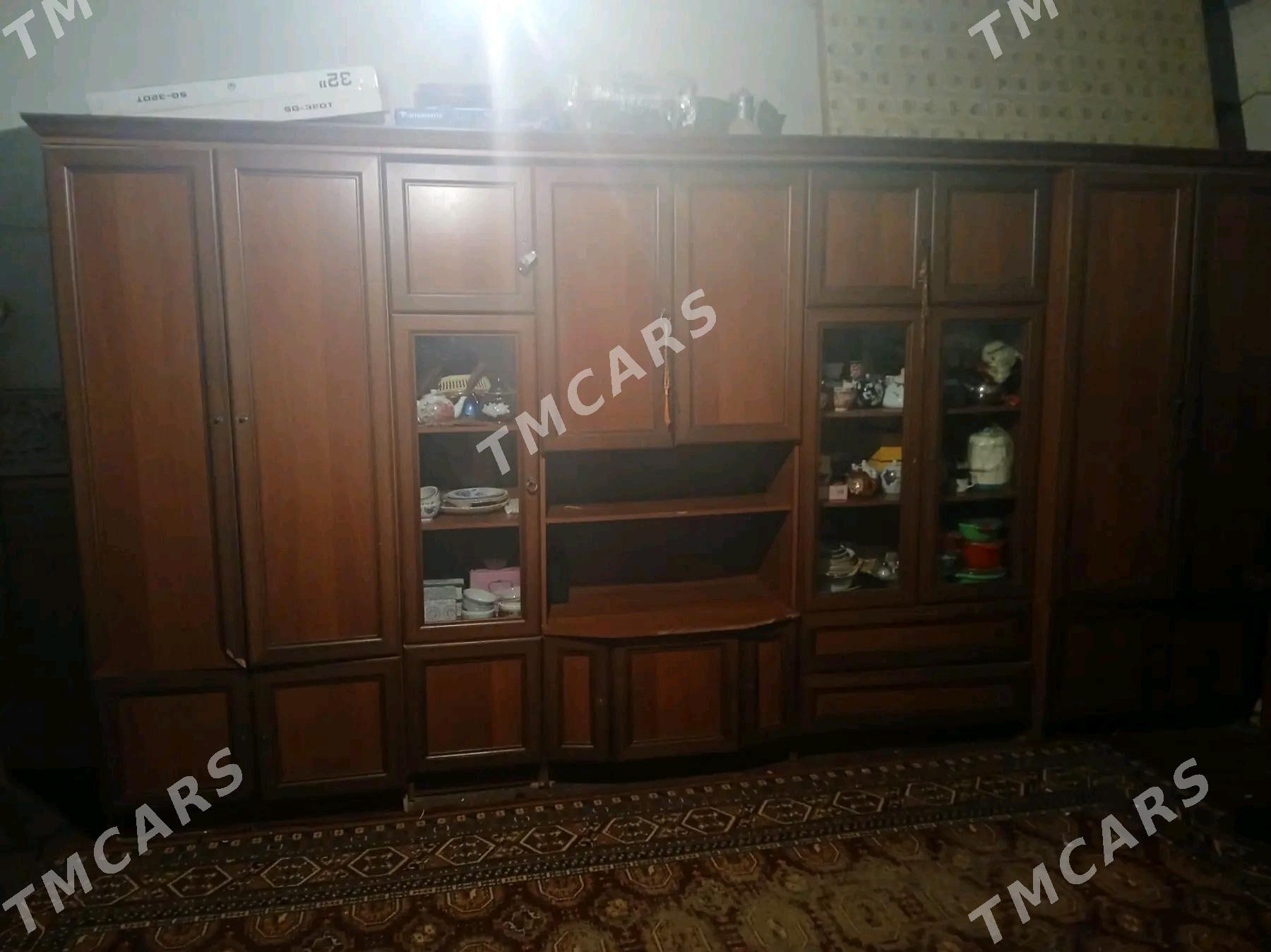 Ukrayna  mebil  garnetur - етр. Туркменбаши - img 2