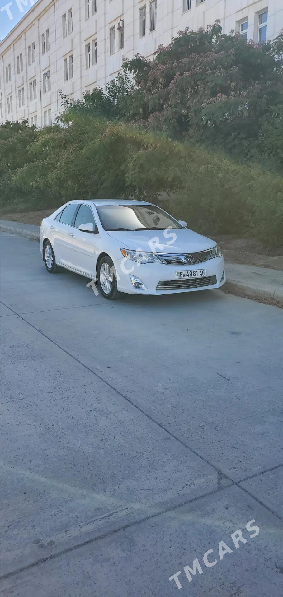 Toyota Camry 2013 - 195 000 TMT - Büzmeýin - img 4