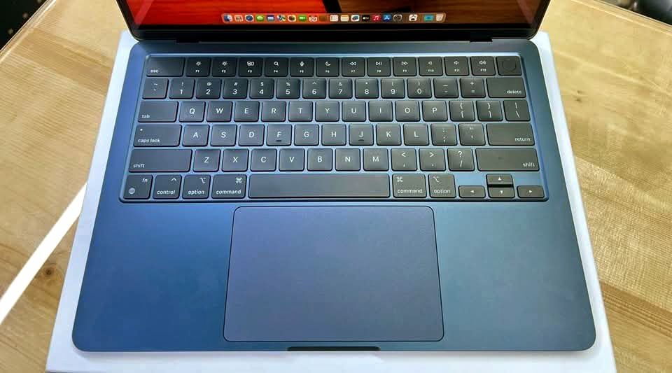 Macbook Air 13 / M3 / 16GB RAM - Ашхабад - img 7