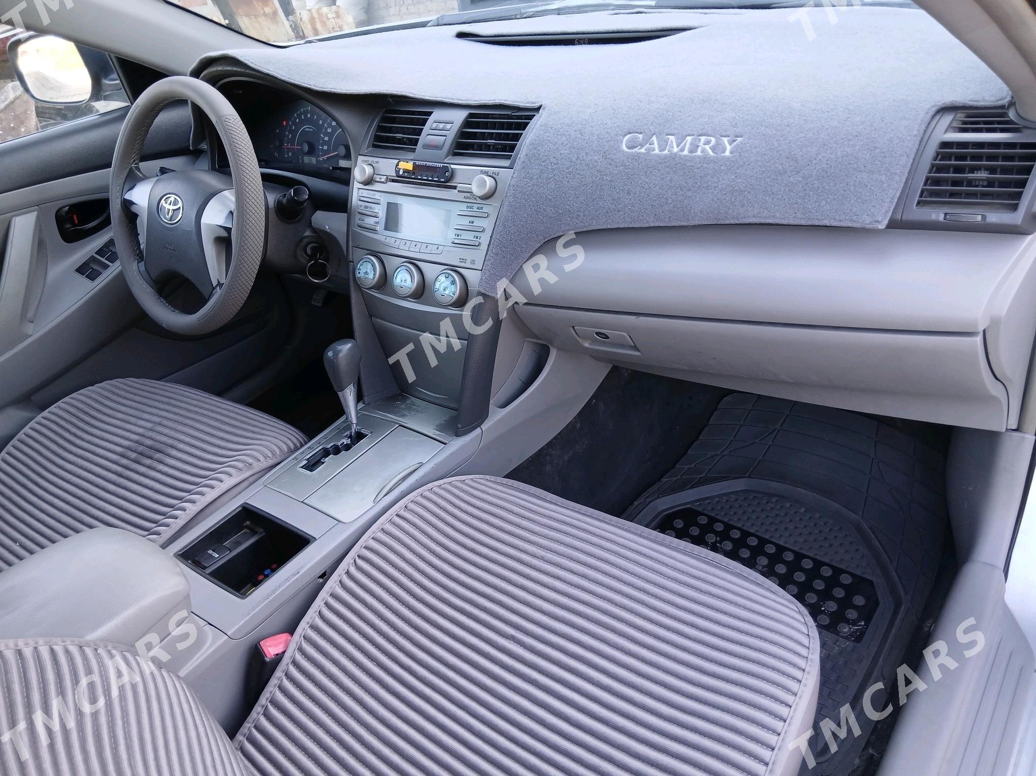 Toyota Camry 2011 - 140 000 TMT - Керки - img 3