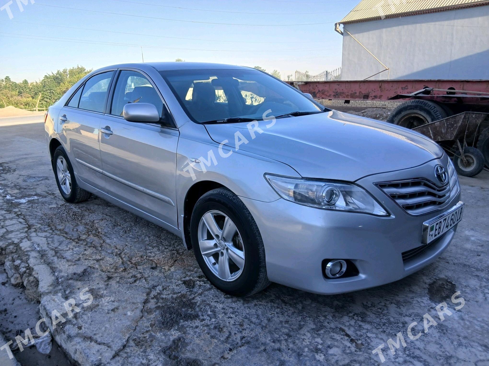 Toyota Camry 2011 - 140 000 TMT - Керки - img 4