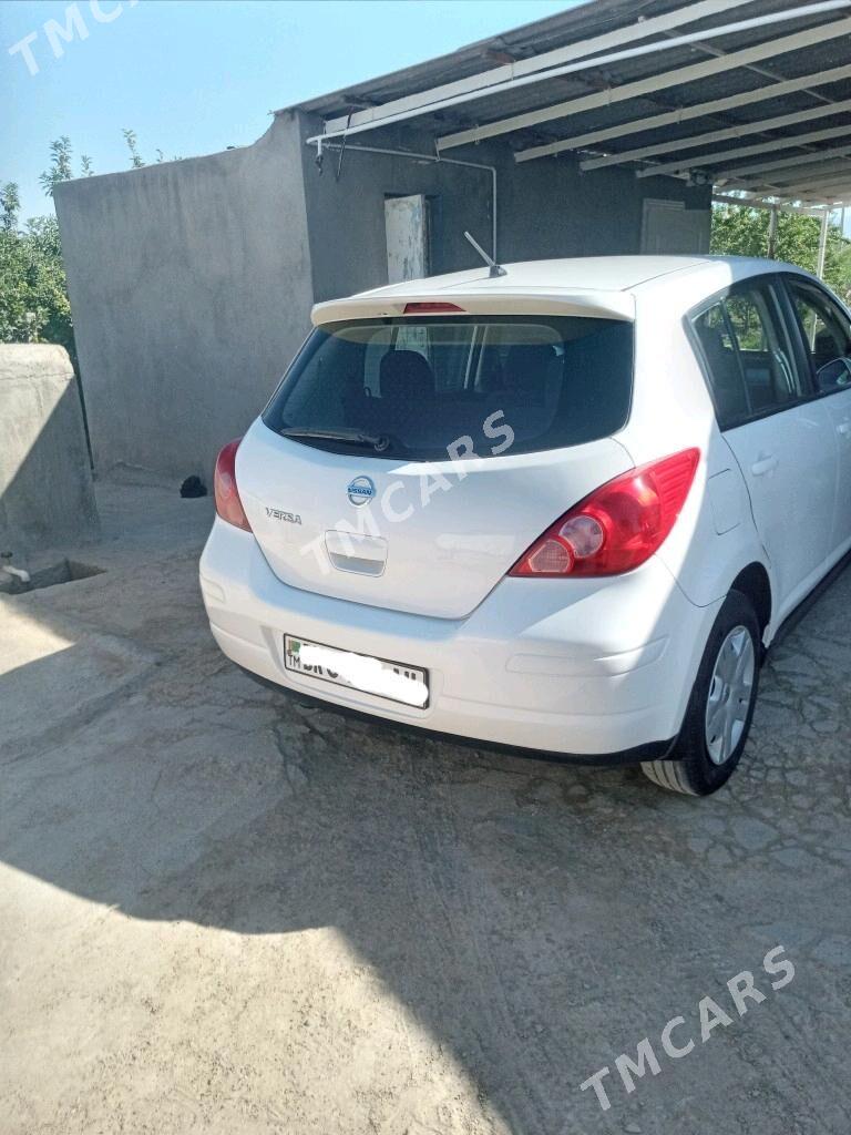 Nissan Versa 2011 - 110 000 TMT - Ak bugdaý etraby - img 2