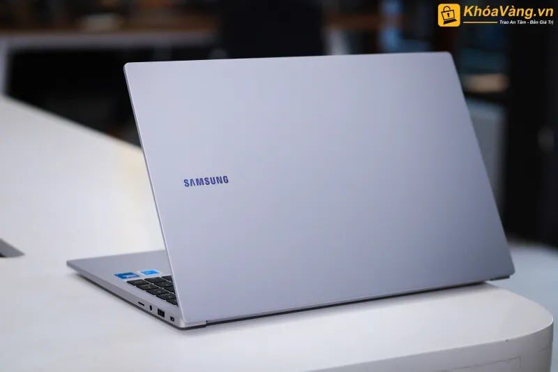 Samsung Galaxy Book4 Core 7 - Aşgabat - img 2