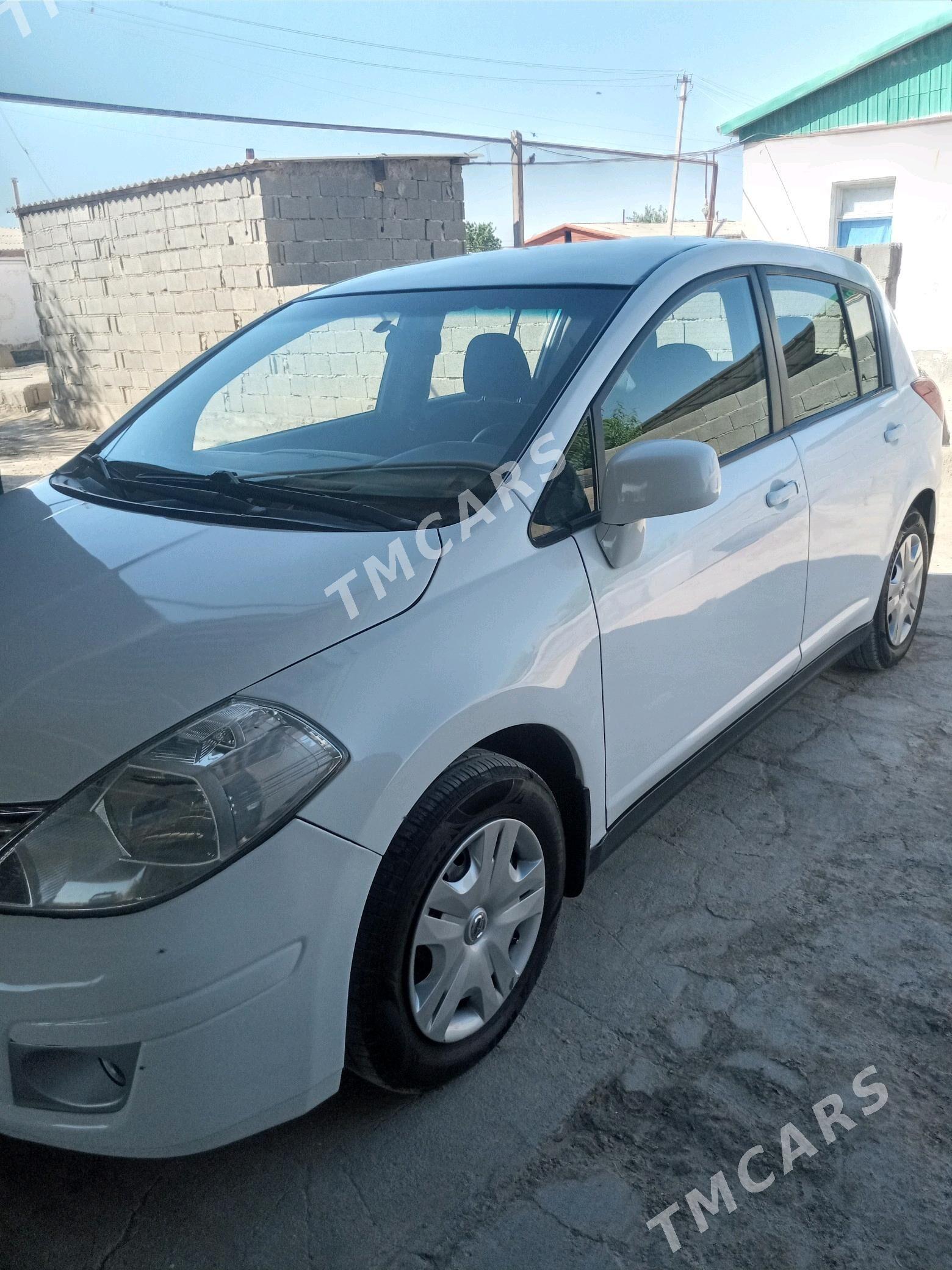 Nissan Versa 2011 - 110 000 TMT - Ak bugdaý etraby - img 5