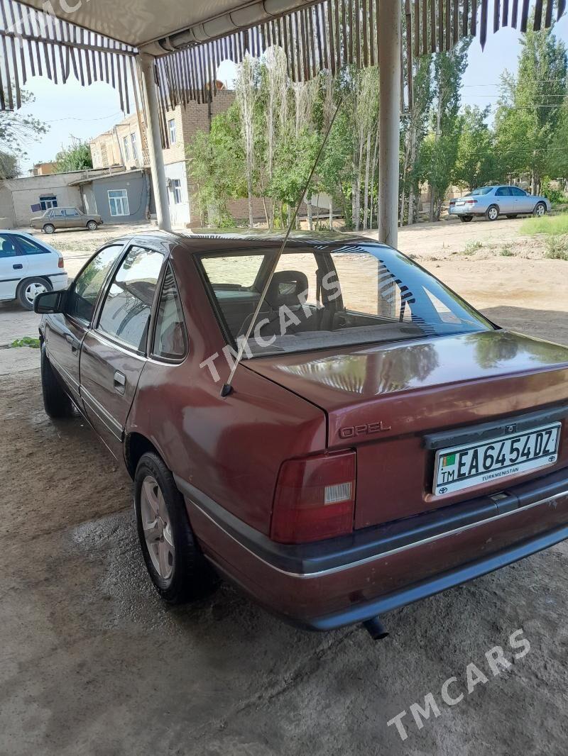 Opel Vectra 1991 - 25 000 TMT - Кёнеургенч - img 2