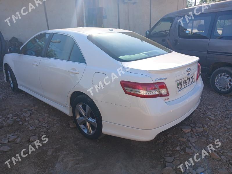 Toyota Camry 2010 - 215 000 TMT - Гурбансолтан Едже - img 3