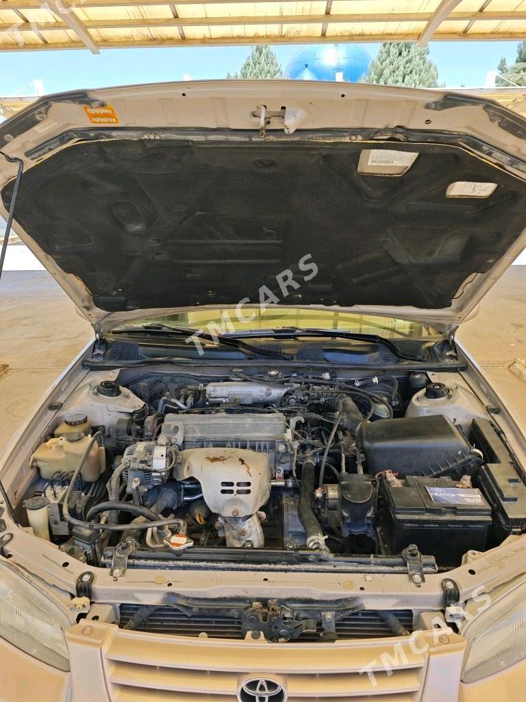 Toyota Camry 1998 - 136 000 TMT - Мары - img 8