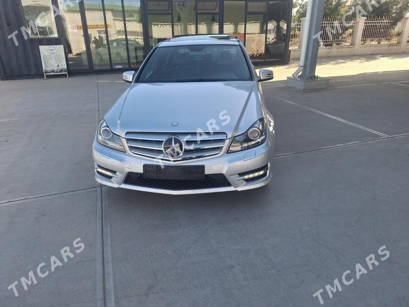 Mercedes-Benz C350 2013 - 300 000 TMT - Hitrowka - img 2