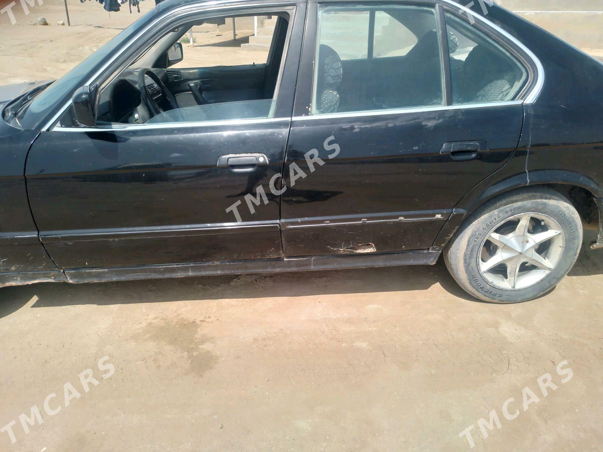 BMW 525 1990 - 17 000 TMT - Esenguly - img 2