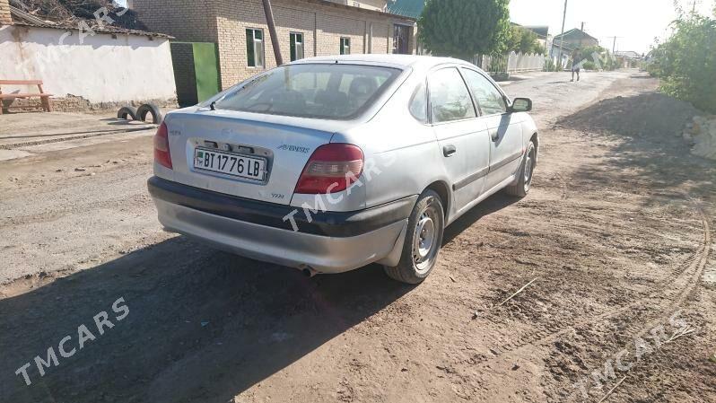 Toyota Avensis 2002 - 90 000 TMT - Дянев - img 2