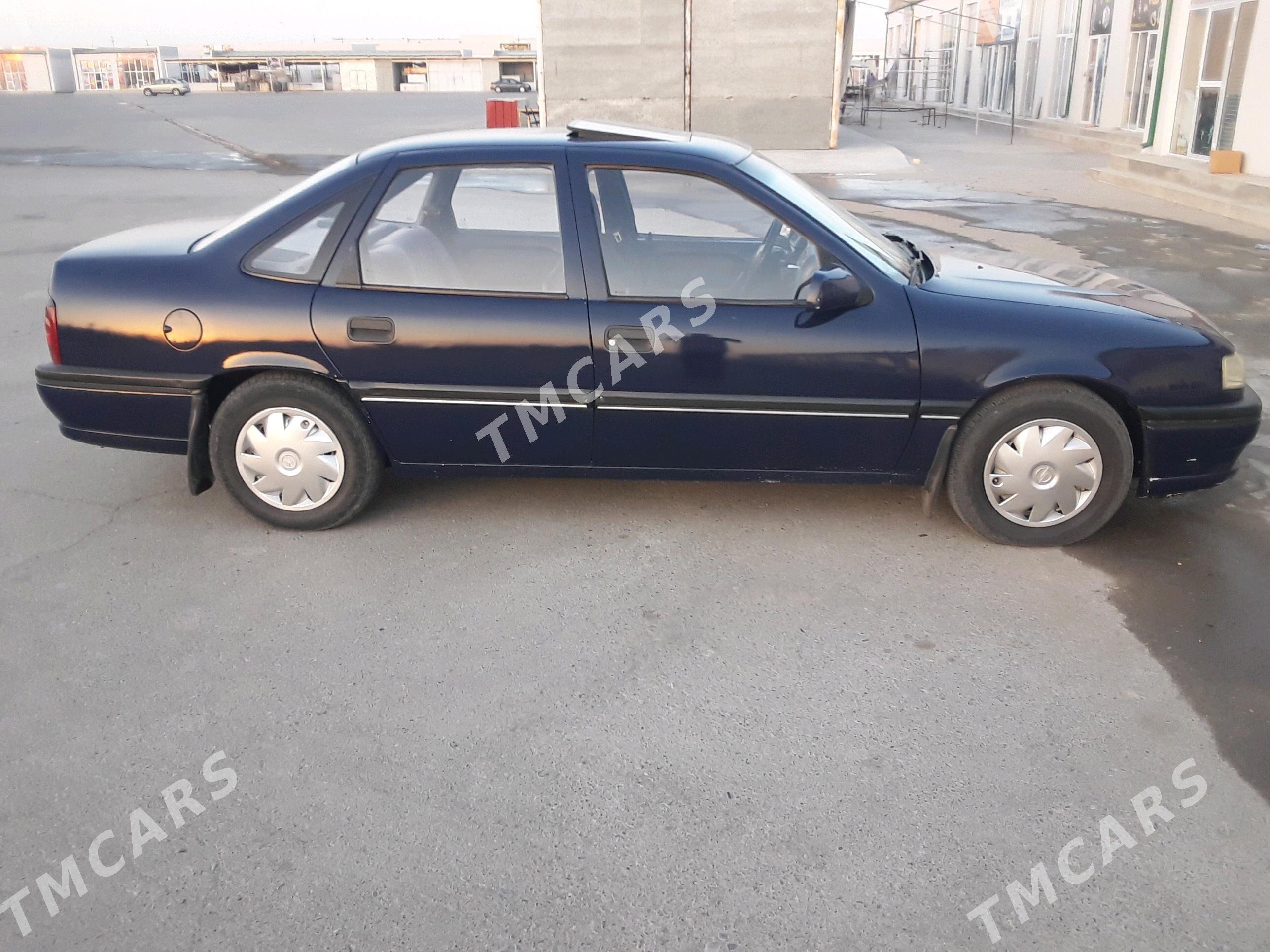 Opel Vectra 1993 - 45 000 TMT - Mary - img 9