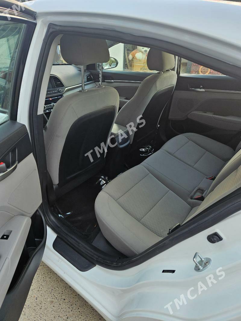Hyundai Elantra 2020 - 200 000 TMT - Mary - img 5