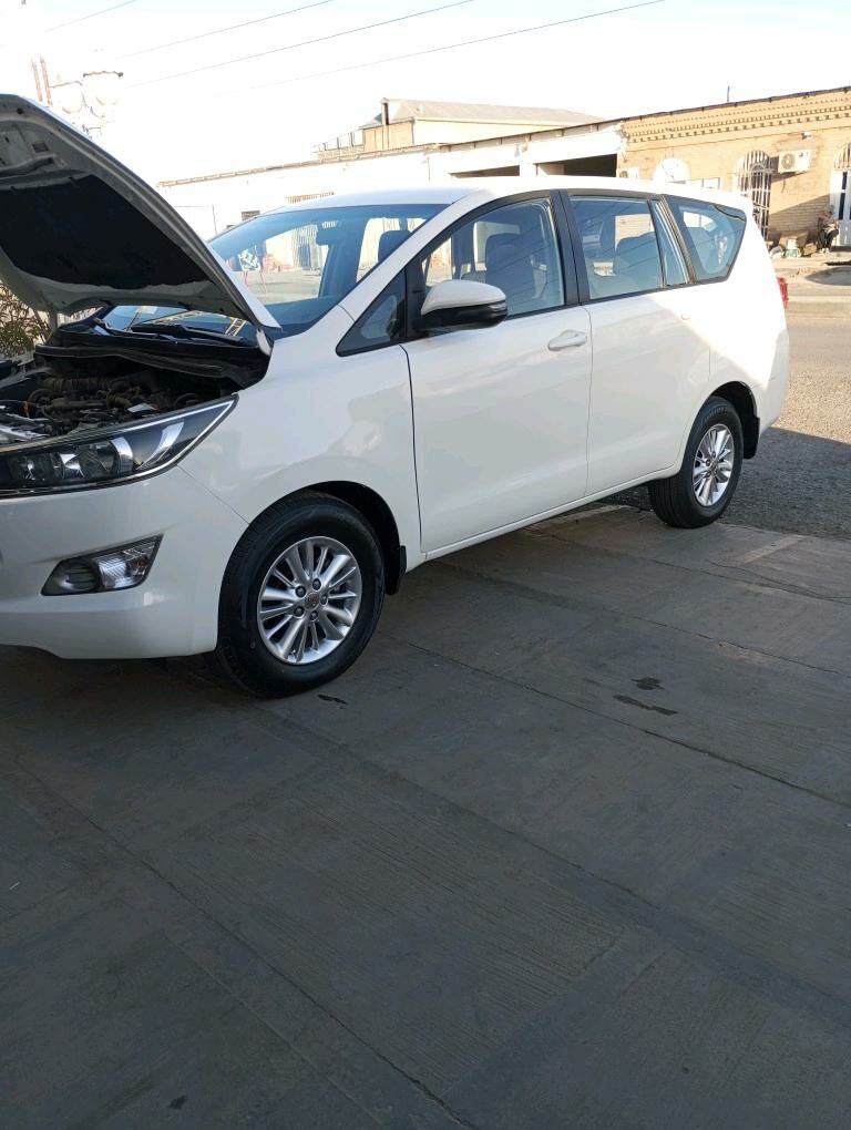 Toyota Innova 2020 - 270 000 TMT - Türkmenabat - img 10