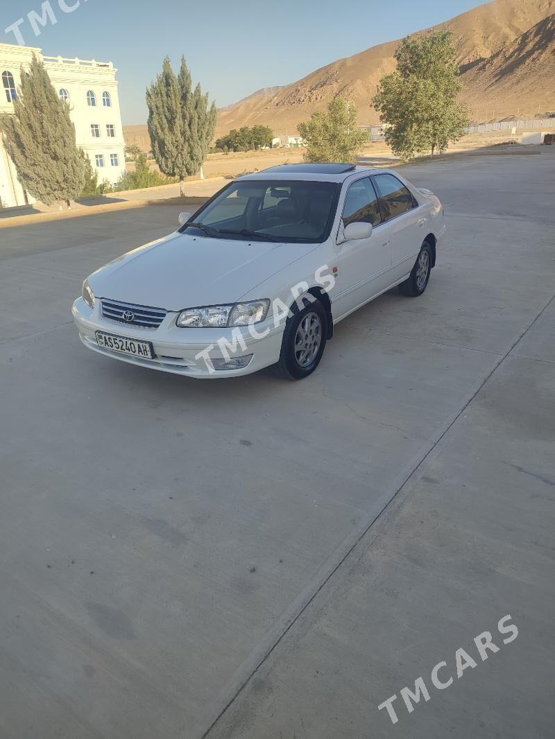 Toyota Camry 2000 - 165 000 TMT - Бахарден - img 2