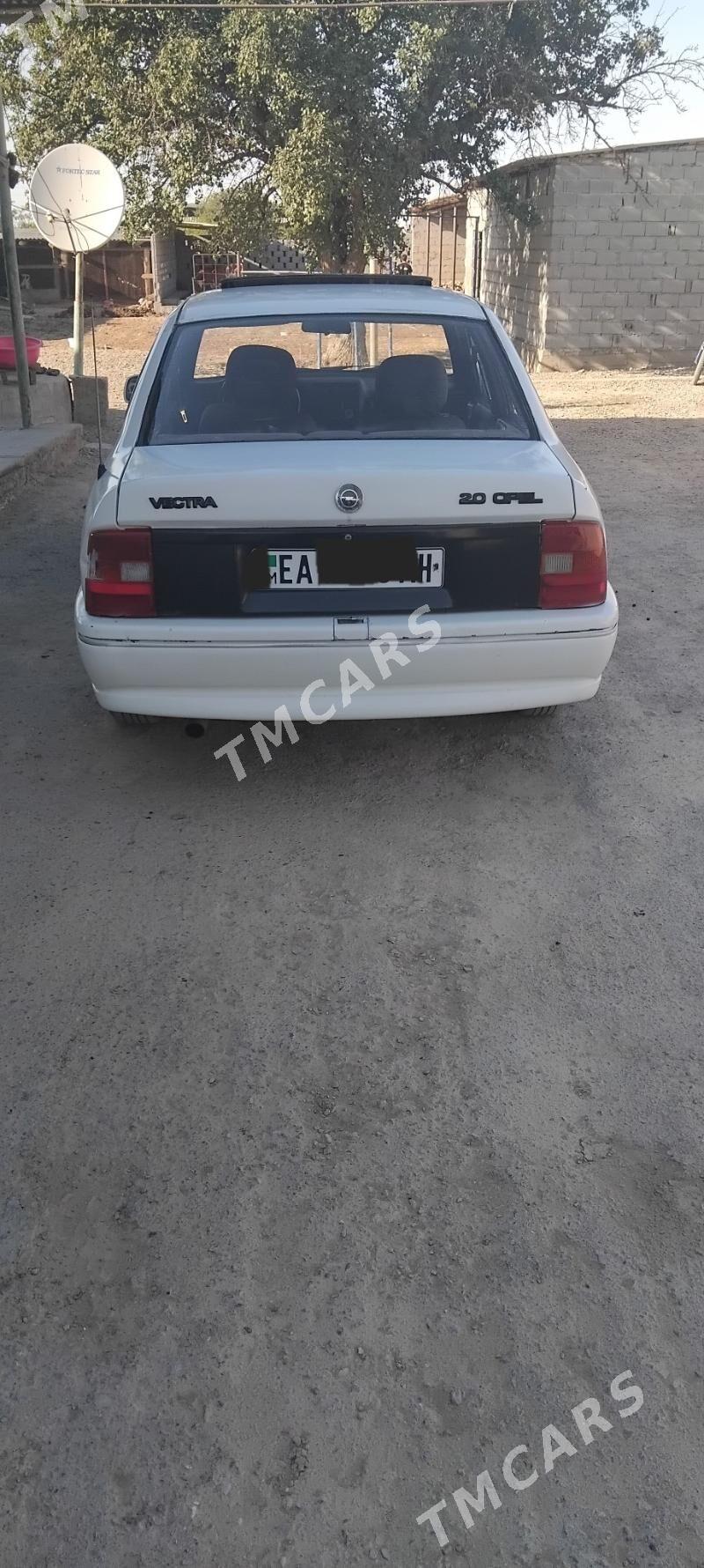 Opel Vectra 1992 - 30 000 TMT - Бахарден - img 3