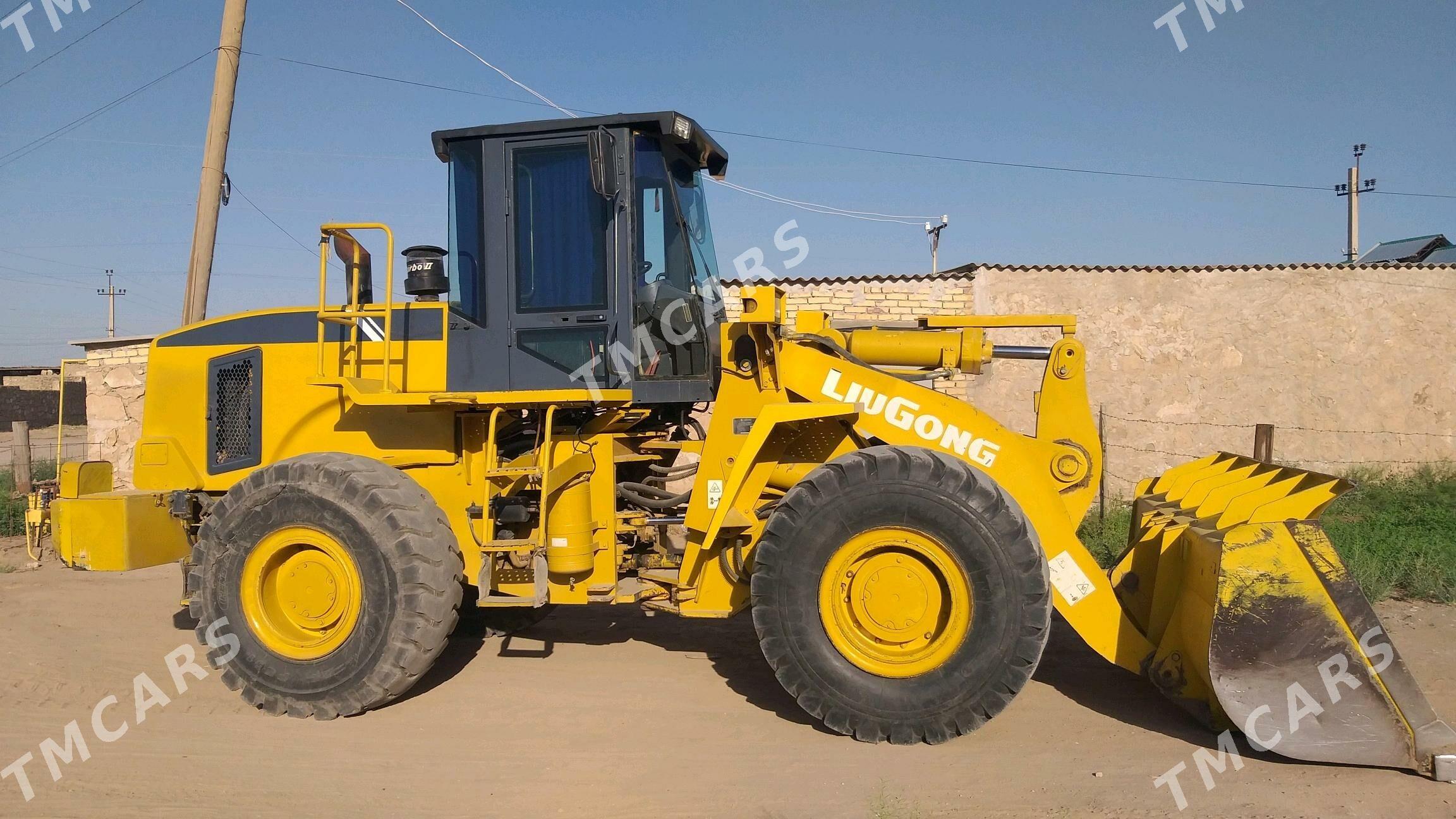 LiuGong CLG 856H 2011 - 620 000 TMT - Достлук - img 2
