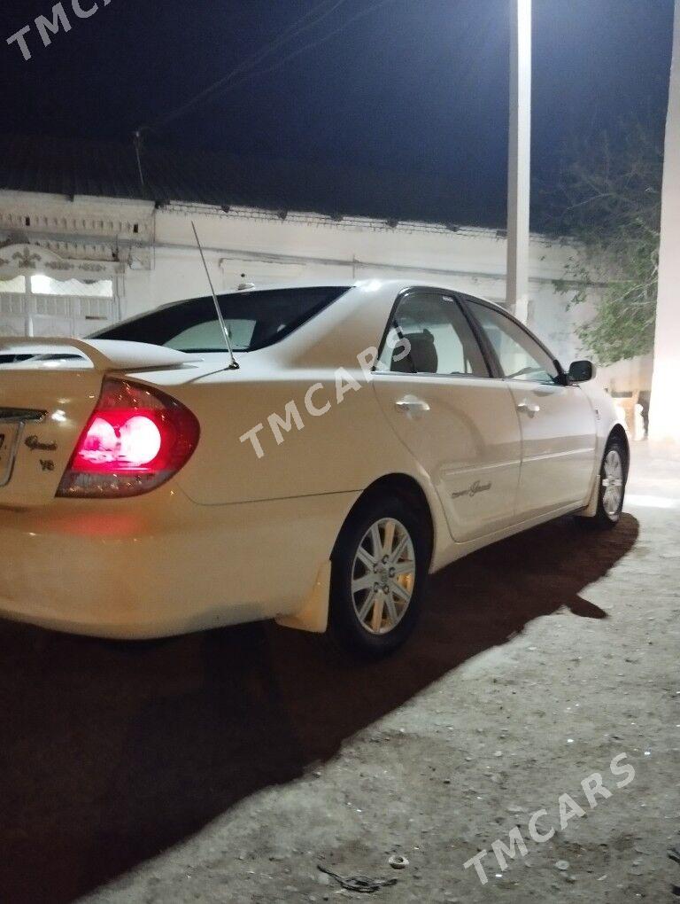 Toyota Camry 2003 - 153 000 TMT - Дашогуз - img 3