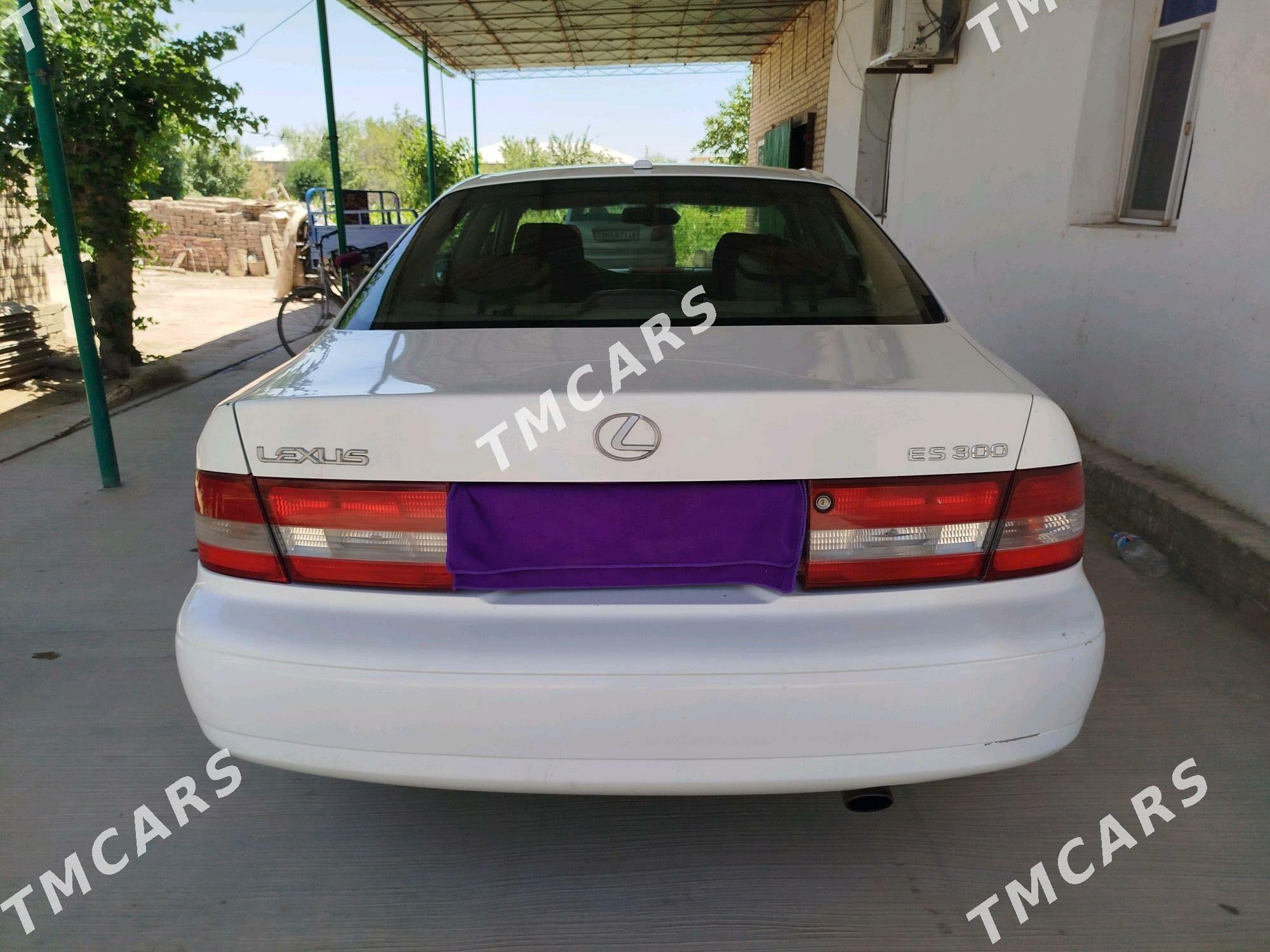 Lexus ES 300 2000 - 120 000 TMT - Hojambaz - img 2