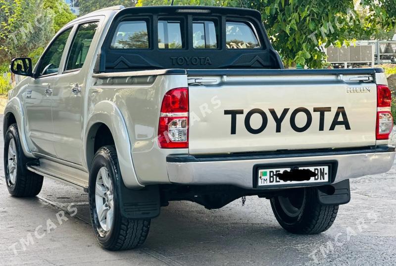 Toyota Hilux 2014 - 400 000 TMT - Туркменбаши - img 4