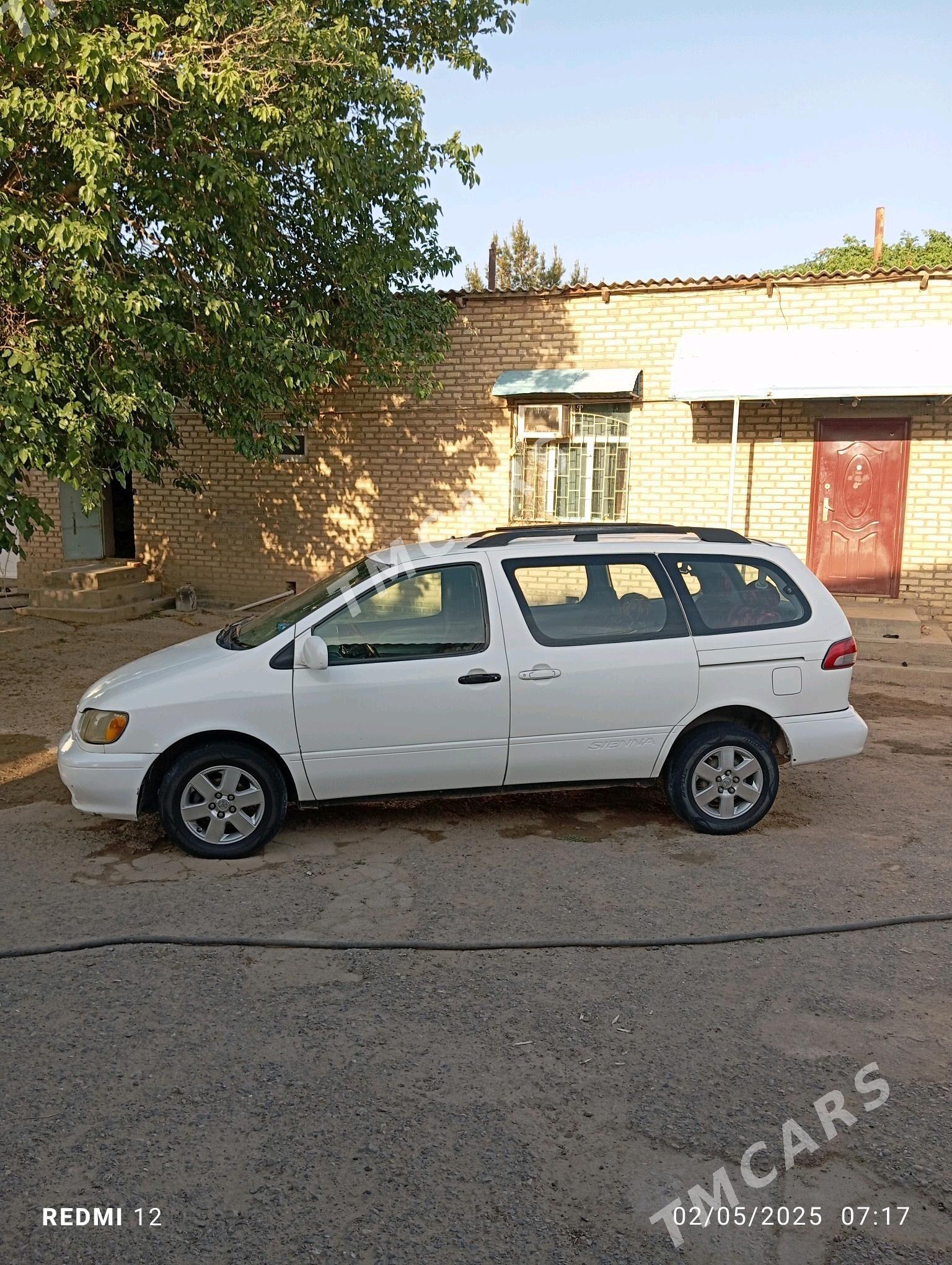 Toyota Sienna 2002 - 125 000 TMT - Tejen - img 6