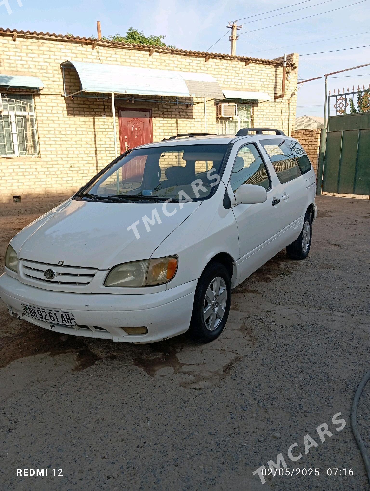 Toyota Sienna 2002 - 125 000 TMT - Tejen - img 7