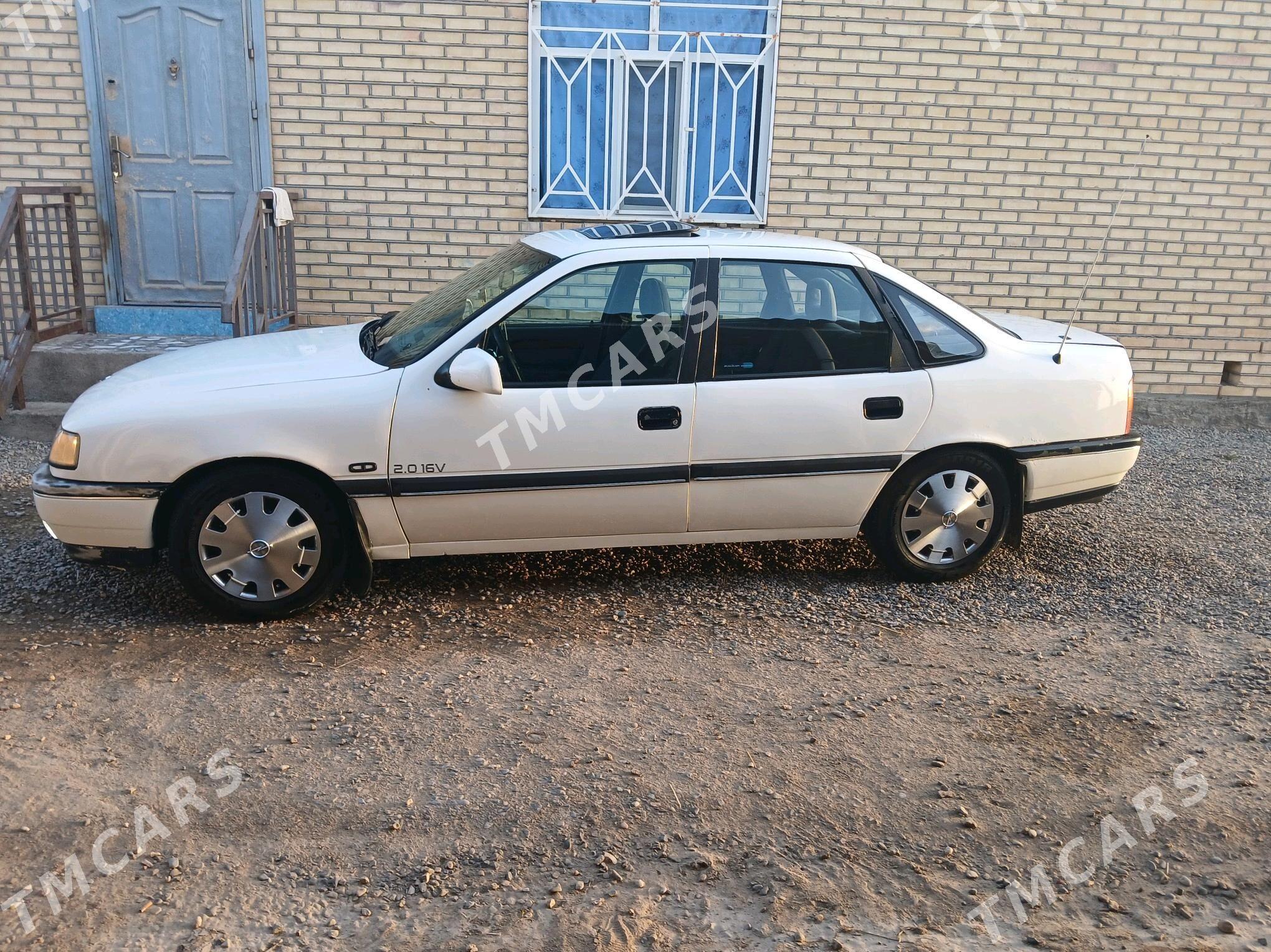 Opel Vectra 1989 - 30 000 TMT - Мары - img 3