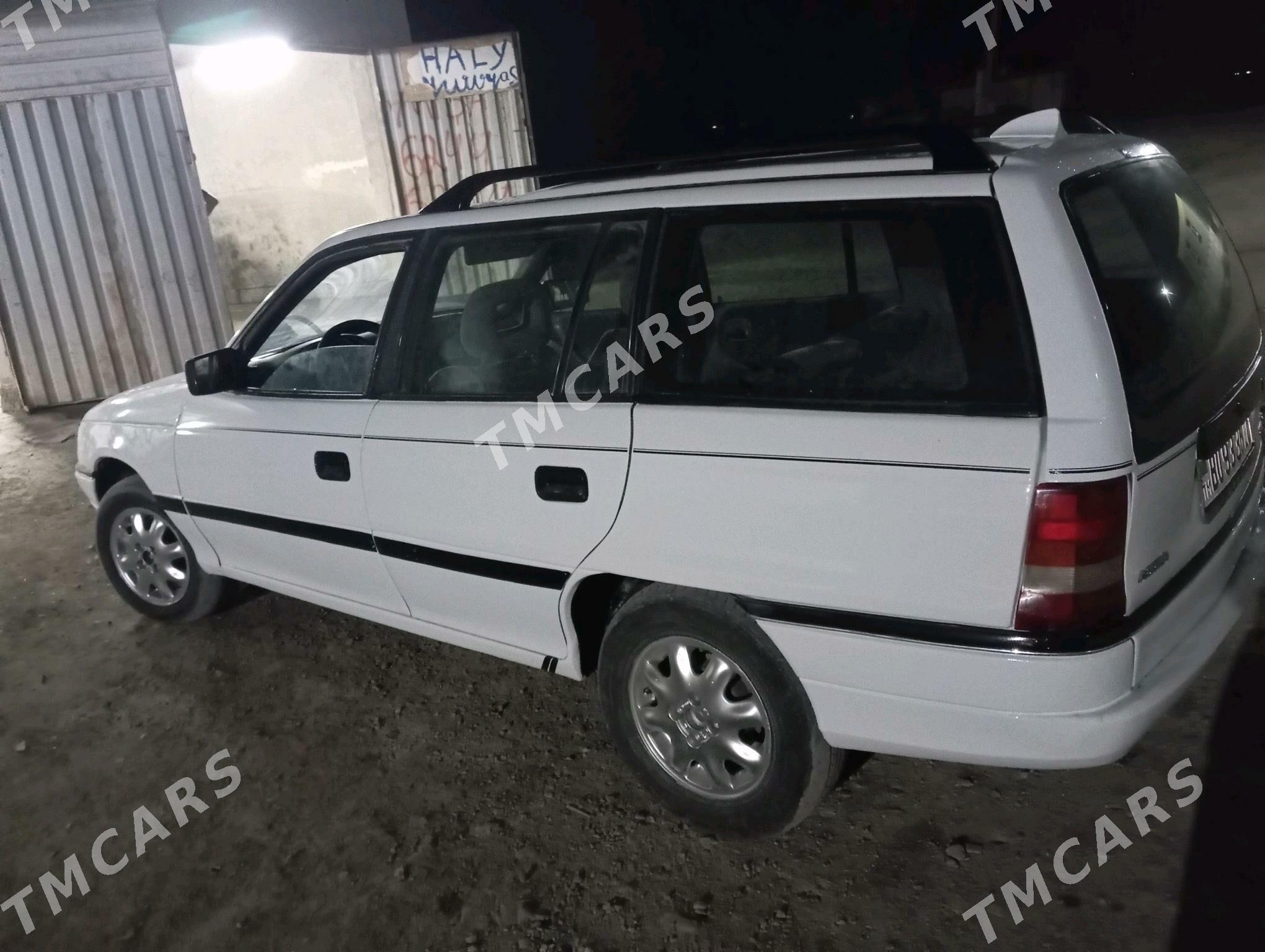 Opel Astra 1992 - 35 000 TMT - Gurbansoltan Eje - img 2