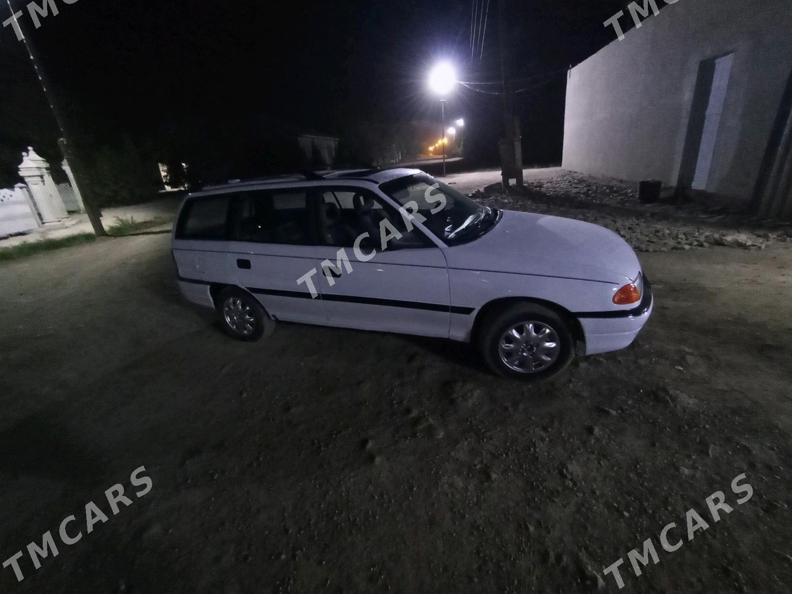 Opel Astra 1992 - 35 000 TMT - Gurbansoltan Eje - img 5
