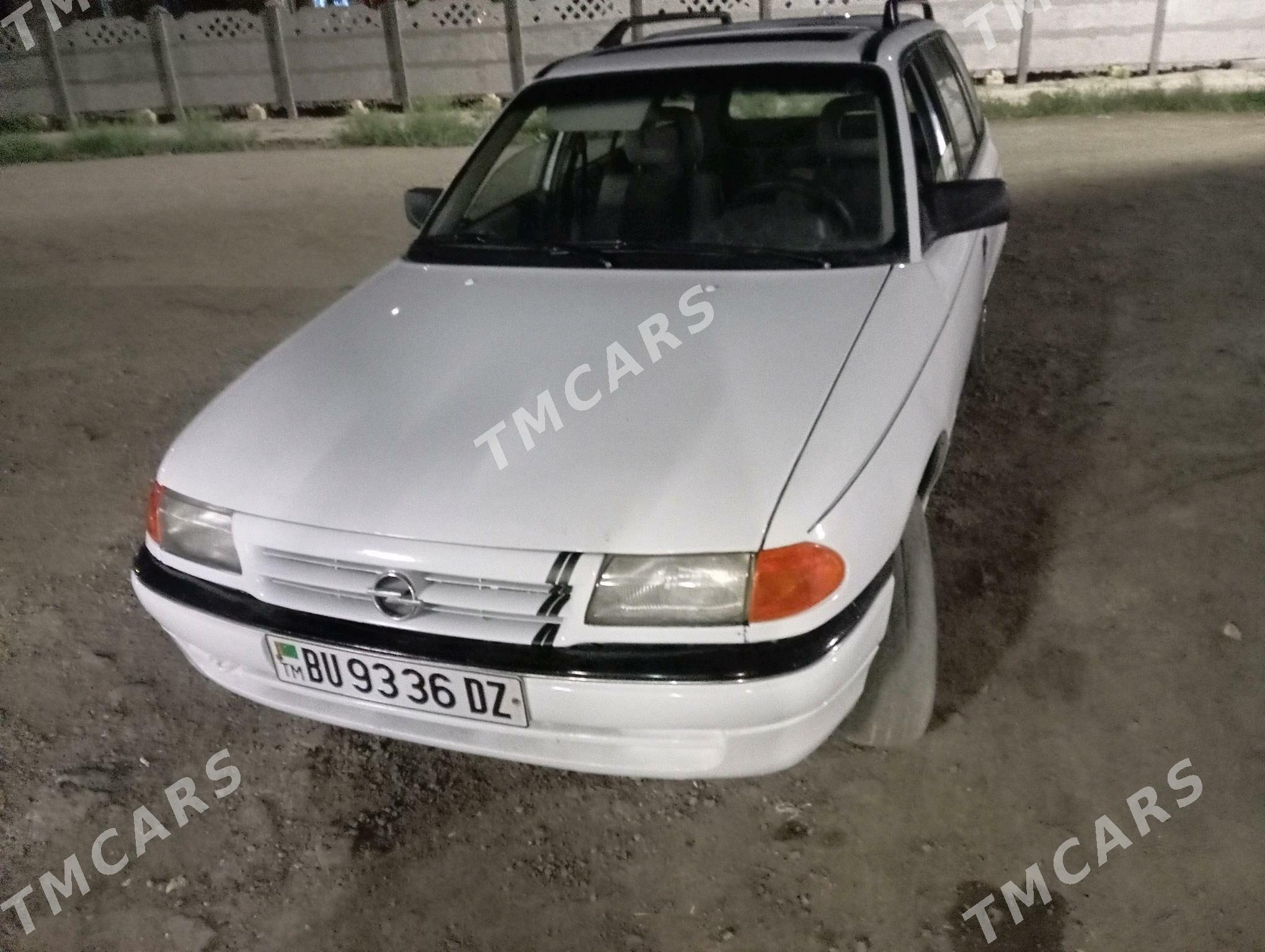 Opel Astra 1992 - 35 000 TMT - Gurbansoltan Eje - img 4