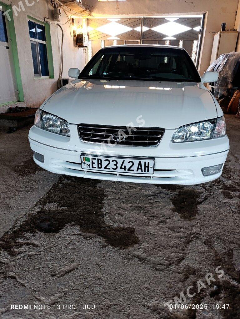 Toyota Camry 2001 - 220 000 TMT - Бабадайхан - img 3