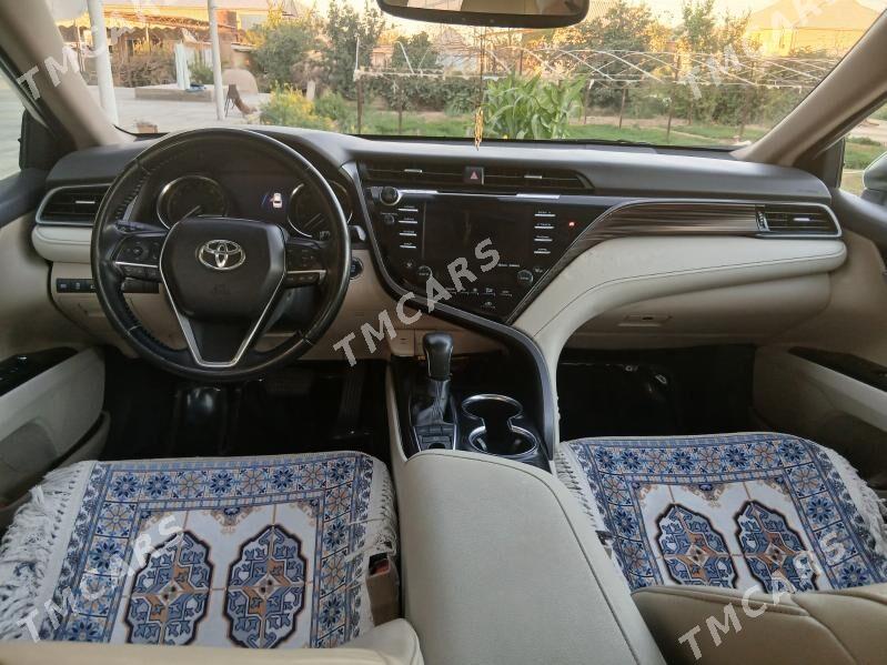 Toyota Camry 2019 - 265 000 TMT - Мары - img 7