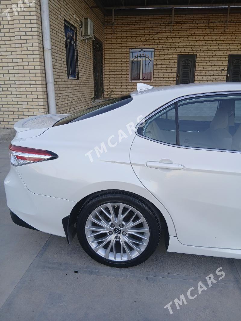 Toyota Camry 2019 - 265 000 TMT - Мары - img 9