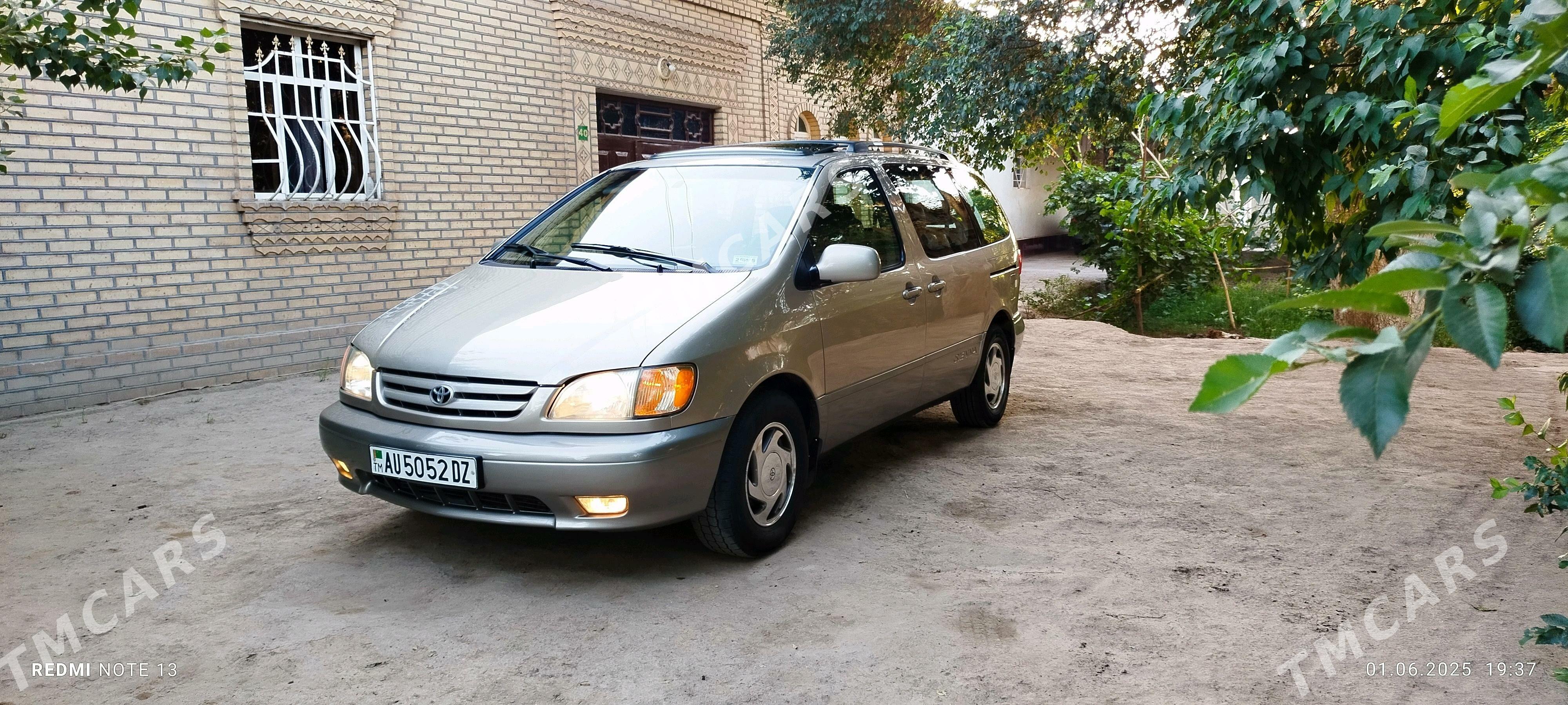 Toyota Sienna 2003 - 180 000 TMT - Gurbansoltan Eje - img 2